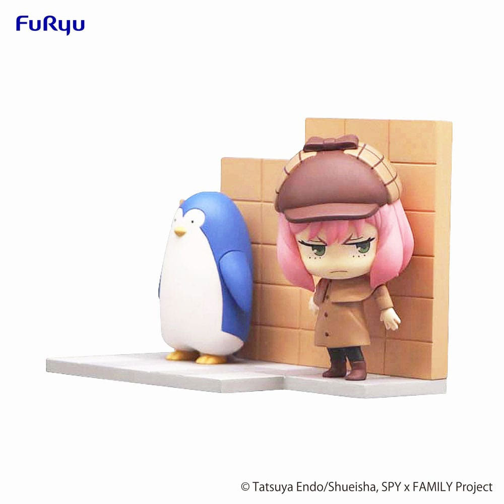 Figura Anya & Penguin